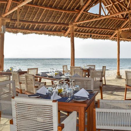 Diamonds Leisure Beach & Golf Resort Diani Beach Esterno foto